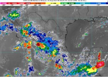 Formación de tormentas locales con actividad eléctrica y lluvias fuertes
