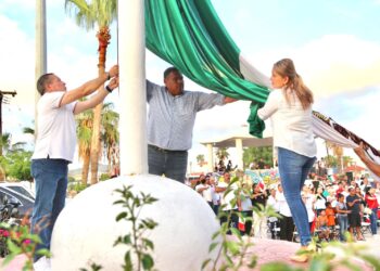 Trabajan en la organización de las distintas actividades para conmemorar el 207° aniversario del inicio de la Independencia