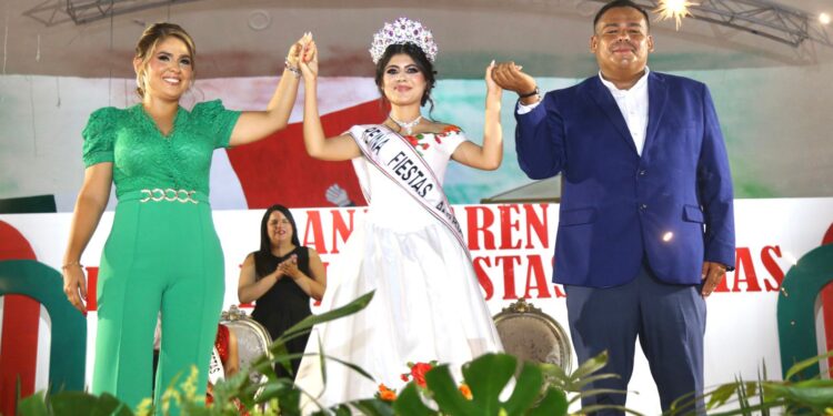 Replicaron el Grito de Independencia que detonó el delegado Raymundo Zamora Ceseña