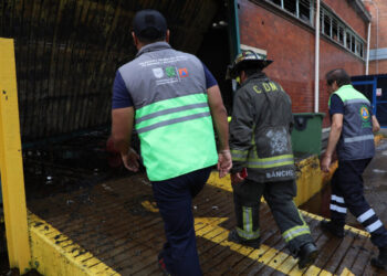 Incendio en almacén del IMSS sin pérdidas humanas y no compromete suministro de medicamentos: Zoé Robledo