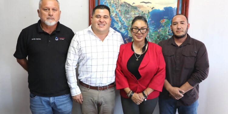 Ingeniero Ismael Rodríguez Piña, se reunió con la encargada del despacho de la oficina de representación de la Procuraduría Federal de Protección al Ambiente (PROFEPA), la doctora Andrea Marcela Geyer Villalpando, con el objetivo de coordinar proyectos importantes en materia hídrica, y obtener una nueva inversión en plantas de tratamiento para el municipio de Los Cabos.