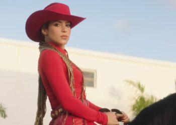 Shakira hablando de migración junto a Fuerza Regida en su nueva canción  ‘El Jefe’