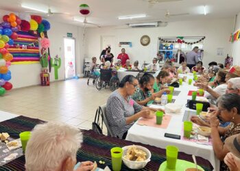 Celebra DIF La Paz Fiestas Patrias en las Casas de Día