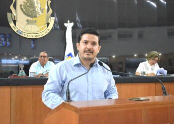 “Adultos Mayores merecen todo el reconocimiento, protección y solidaridad de la familia, sociedad y órganos de gobierno”: Diputado Eduardo “Yayo” Van Wormer