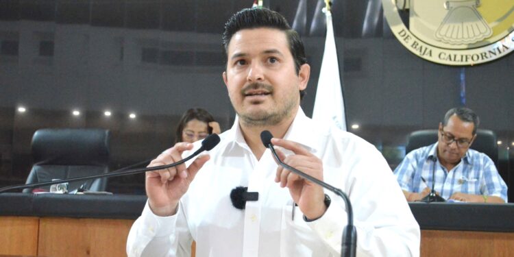 Trabajemos juntos, para fomentar un turismo con prácticas sostenibles, somos guardianes de un tesoro natural: Eduardo Van Wormer