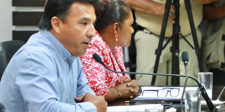 Entra en vigor la tarifa B del transporte tradicional en La Paz