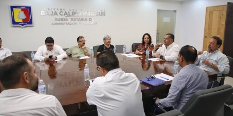 SESIONA COMITÉ DE VIGILANCIA DE ARRENDAMIENTO DE “EL CAIMANCITO”