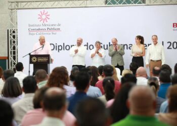 INAUGURA GOBERNADOR VCC, DIPLOMADO DE CONTABILIDAD GUBERNAMENTAL