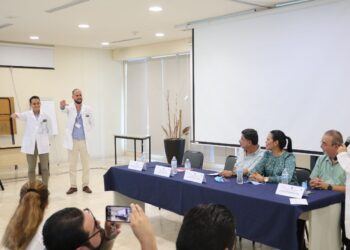 TOMA PROTESTA JORGE ARTURO EDGAR, COMO DIRECTOR DEL HOSPITAL “JUAN MARÍA DE SALVATIERRA”