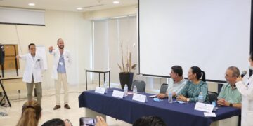 TOMA PROTESTA JORGE ARTURO EDGAR, COMO DIRECTOR DEL HOSPITAL “JUAN MARÍA DE SALVATIERRA”