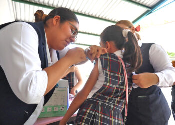INICIÓ CAMPAÑA DE VACUNACIÓN CONTRA VIRUS DEL PAPILOMA HUMANO EN NIÑAS DE 11 A 13 AÑOS