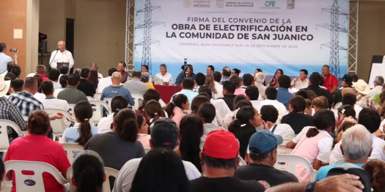 UN HECHO, FAMILIAS DE SAN JUANICO CONTARÁNCON ENERGÍA ELÉCTRICA