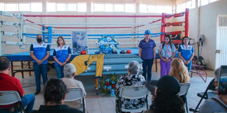 REALIZA AYUNTAMIENTO DE MULEGÉ HOMENAJE PÓSTUMO AL DEPORTISTA CARLOS “CALY” BELTRÁN