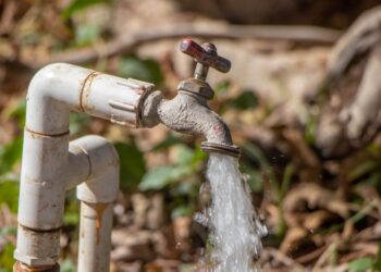 Suministradas 101 colonias con servicio de agua potable por red, el 12 de septiembre: OOMSAPAS La Paz