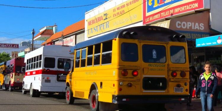Aumento de tarifas de transporte público en La Paz