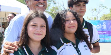 Oscar Leggs Castro, durante el 2do año de Gobierno se aplicó una inversión de $12 millones 343 mil pesos en estímulos para estudiantes del municipio.