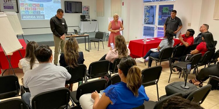 Iniciaron con el primer curso de capacitación a representantes de las diferentes áreas del Ayuntamiento, para la planeación