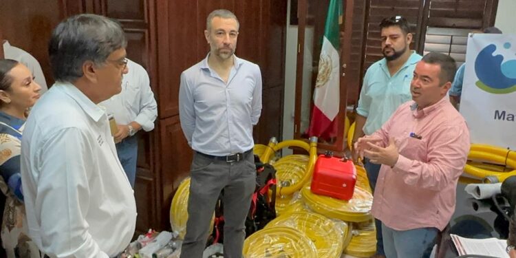 La mañana de este lunes, el presidente municipal Oscar Leggs Castro, acompañado del director general de Ecología y Medio Ambiente, Raúl Verdugo Montaño