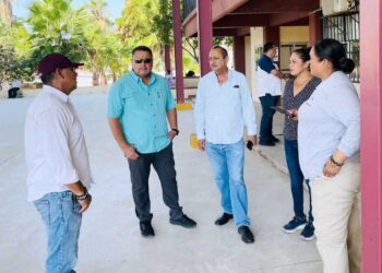 Autoridades municipales y delegacionales acordaron la necesidad de instalar un nuevo cárcamo de rebombeo en la Secundaria Técnica #16