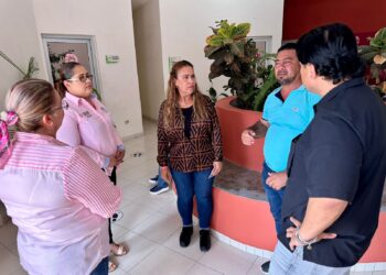 Flora Aguilar de Leggs, realizó un recorrido por los diferentes sistemas DIF delegacionales de la zona norte