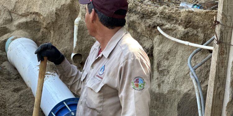 Se realizó la reparación de la fuga asegurando el tandeo a la colonia Caribe y Vista Vela en Cabo San Lucas.