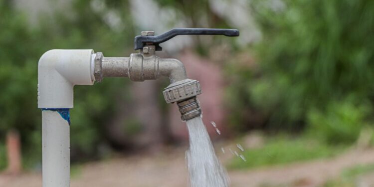 Contaron 102 colonias con servicio de agua potable por red, el 17 de octubre: OOMSAPAS La Paz