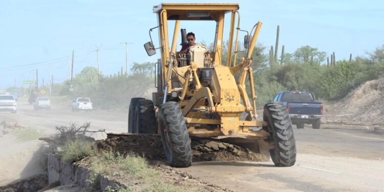 Coordina Gobierno Municipal trabajos de reparación en más de 80 kilómetros de vialidades