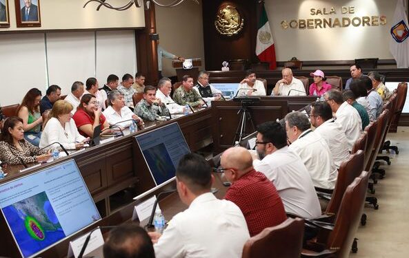 A TOMAR PREVISIONES CONVOCA GOBERNADOR VCC ANTE POTENCIAL EFECTO DE HURACÁN NORMA