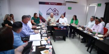 ENCABEZA GOBERNADOR VCC, REUNIÓN DEL CONSEJO DIRECTIVO DEL INVI