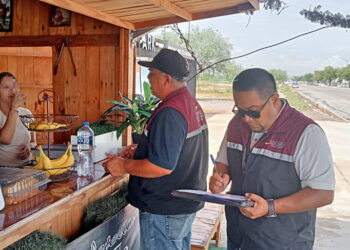 MÁS DE 40 PUESTOS SEMIFIJOS CON VENTA DE ALIMENTOS HA RETIRADO COEPRIS EN LOS CABOS Y LA PAZ