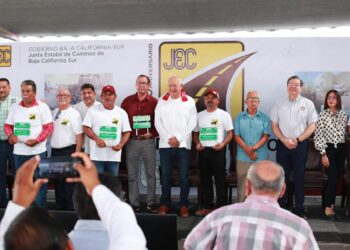 RECONOCE GOBERNADOR VCC, LABOR DE LOS CAMINEROS EN SU DÍA