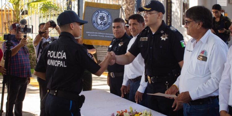 Se celebró el día de hoy la ceremonia de graduación de la 15va generación de las y los nuevos elementos de Seguridad Pública.