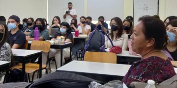 Llevan pláticas de sensibilización de los derechos indígenas y afromexicanos a la Universidad Mundial