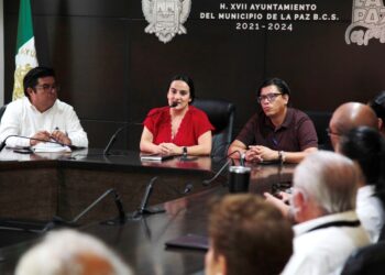 *Estuvieron presentes representantes de cada una de las áreas que conforman el órgano