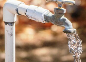 Suministradas 108 colonias con servicio de agua potable por red, el 15 de octubre: OOMSAPAS La Paz