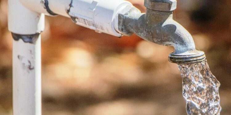 Suministradas 108 colonias con servicio de agua potable por red, el 15 de octubre: OOMSAPAS La Paz