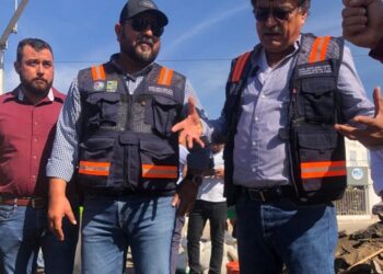 El presidente municipal indicó que se ha instruido a las cuadrillas para que los trabajos sean ejecutados con materiales de primera calidad y siguiendo estrictamente las normas establecidas