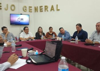 Se efectuó una reunión en la ciudad de La Paz donde se llevó a la mesa el tema de la consulta ciudadana para elegir a los y las representantes de cada delegación municipal