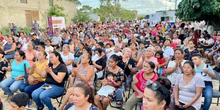 En este segundo año de Gobierno del alcaldeOscar Leggs Castro, se le hará justicia a 24 mil 300 personas de la colonia Ejidal