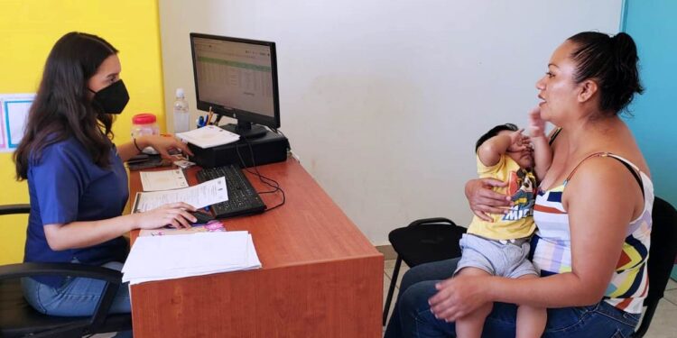 Se han proporcionado alrededor de 10 mil consultas médicas de enero a septiembre del 2023, siendo el 80% por rinofaringitis o COVID-19