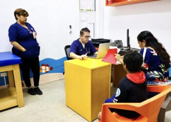 Con el fin de ofrecer consultas médicas se instaló en la delegación de La Ribera, para así acercar servicios de salud a las personas que los requieran.