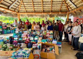Donativo de más de 1 mil 500 artículos