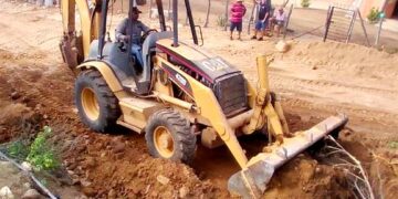 Se trabaja para rehabilitar los accesos y caminos en la zona rural de Cabo San Lucas