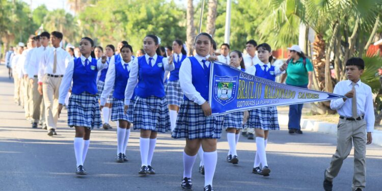 El desfile deportivo, exhibición y concurso de tablas rítmicas por el 113° aniversario de la Revolución Mexicana se espera la participación de 80 escuelas en todo el municipio.