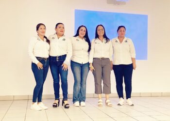 Jorge Alonso Meza Núñez, visitó el Tecnológico Nacional de México (TNM), -ubicado en San José del Cabo-, donde impartió una importante plática a estudiantes de la carrera de Arquitectura
