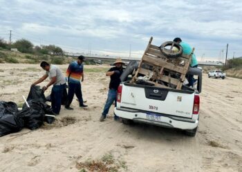 En el arroyo Salto Seco, se logró retirar una considerable cantidad de llantas, madera, plástico, cartón y basura en general.