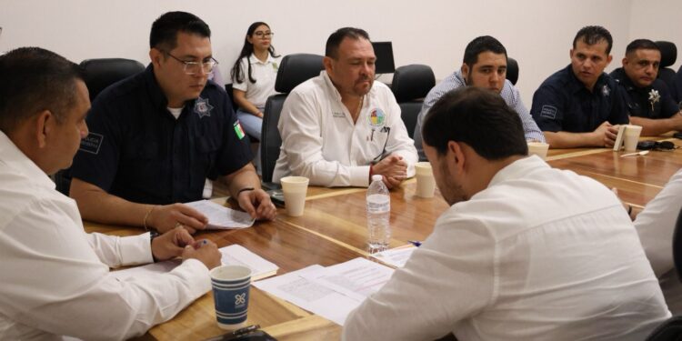 Nombramento a los nuevos elementos que se integrarán a la Comisión de Honor y Justicia