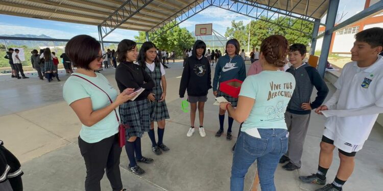 El Gobierno de Los Cabo a través del Sistema de Protección Integral de Niñas, Niños y Adolescentes (SIPINNA), estuvo por 3 días consecutivos realizando actividades para 211 estudiantes, así como para 30 madres y padres como parte del programa.