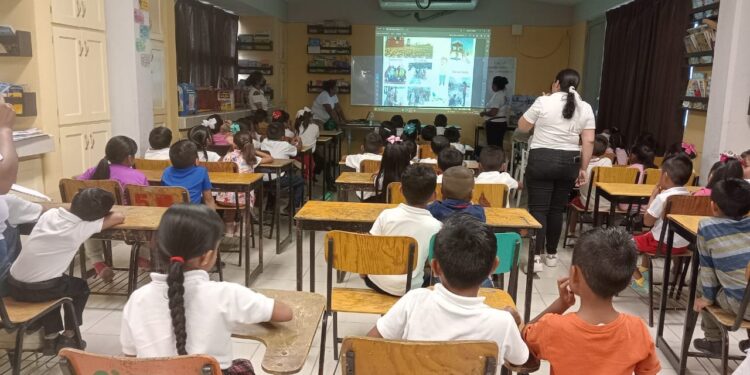 Se realizó una jornada informativa en la escuela primaria Leonardo Gastélum Villalobos, en Cabo San Lucas.