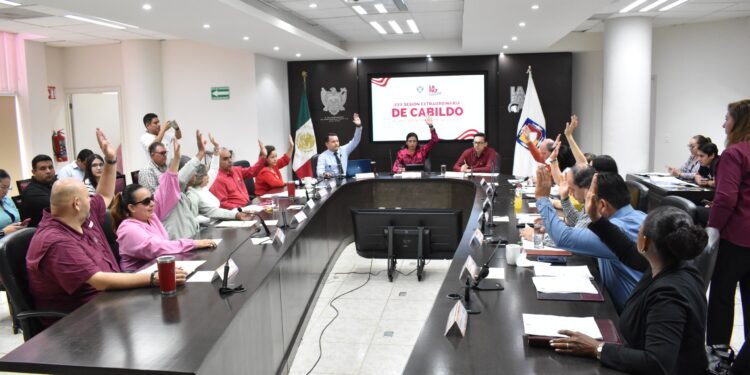 Anuncia Presidenta Municipal entrega de bono navideño a empleados de confianza